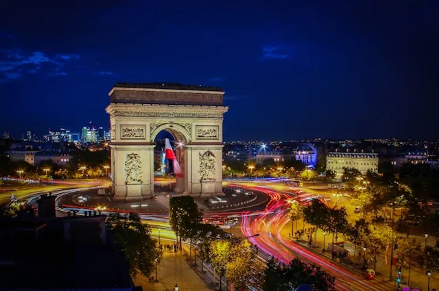 Tech market in Paris
